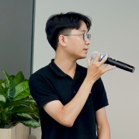 Thong Nguyen Le Hoang