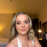 Laura Dunne