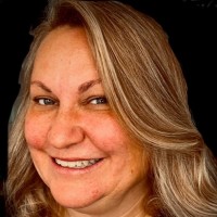 Tami Landon-Vais