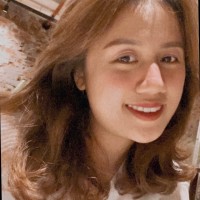 Huế TrầN