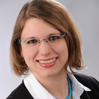 Dr. Alexandra Naunheim