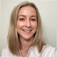 Beate Misund Barstein