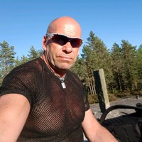 Ronald Hansen