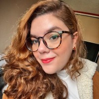 Aline J.
