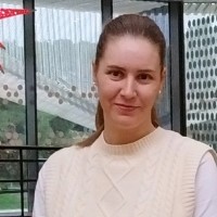 Ana Zavrl