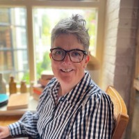 Linzi Ainger-Howarth