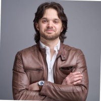 Nicholas Peluso