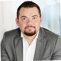 Alberto Lares