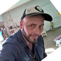 Adrián Marino