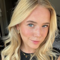 zoe nova de jong