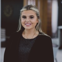 Elle Halliday