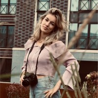 julia van den Akker