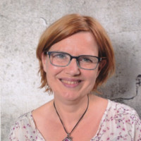 Sandra van den Broek