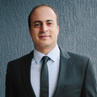 Kam Eivazzadeh