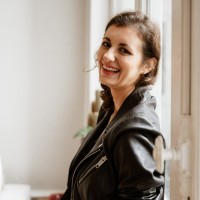 Claire Lefebvre