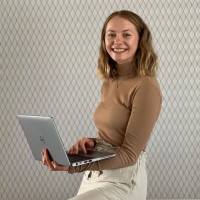 Lili Boglárka Huszár