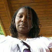 Vikki W