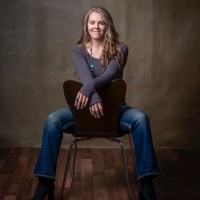 Adrianne Lee Earl