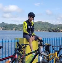 Arif Azi
