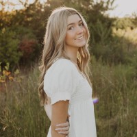 Lauren Stowell