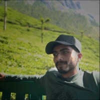 Vivek U