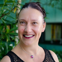 Evelyne ROUX