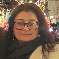Claudia V.