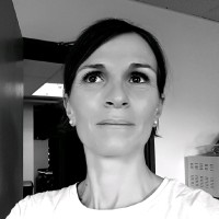 Jacqueline Arnold