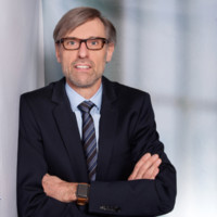 Heinz-Hermann Thelken