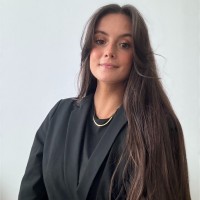 Manon Guéru