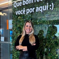 Gabriela Amaral V. Caixeta
