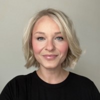 Iwona B.