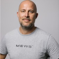 Niklas Holmqvist