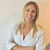 Elsa Larrauri