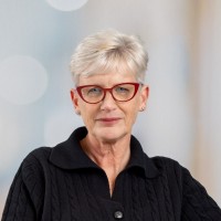 Pamela Coles