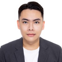李育宸