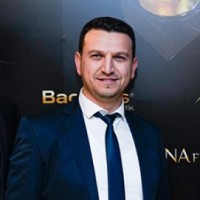 Yucel Yazar