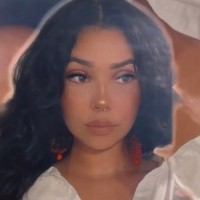 Julia Chevez