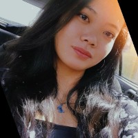 Larissa Yumi M.
