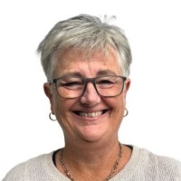 Jacqueline Carr