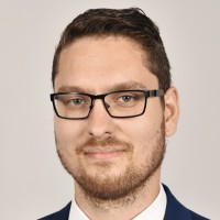 Andrej Kramer, Cfa