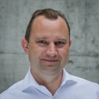 Dr. Christian Bacs