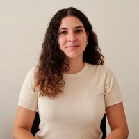 Estefany Soares