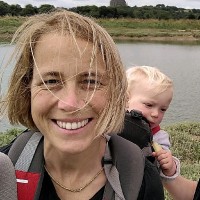Eve Mackinnon