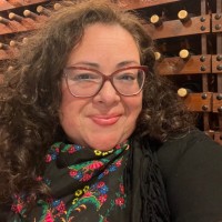 Zoë Zelaya Rn