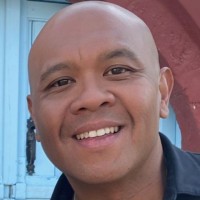 Lawrence Santos