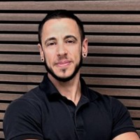David L DeLallo