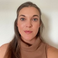 Amanda Knight