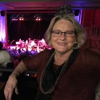 Linda Pierce, Ma, Msn, Aprn, Gnp, Whcnp
