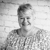 Pam Fuchs